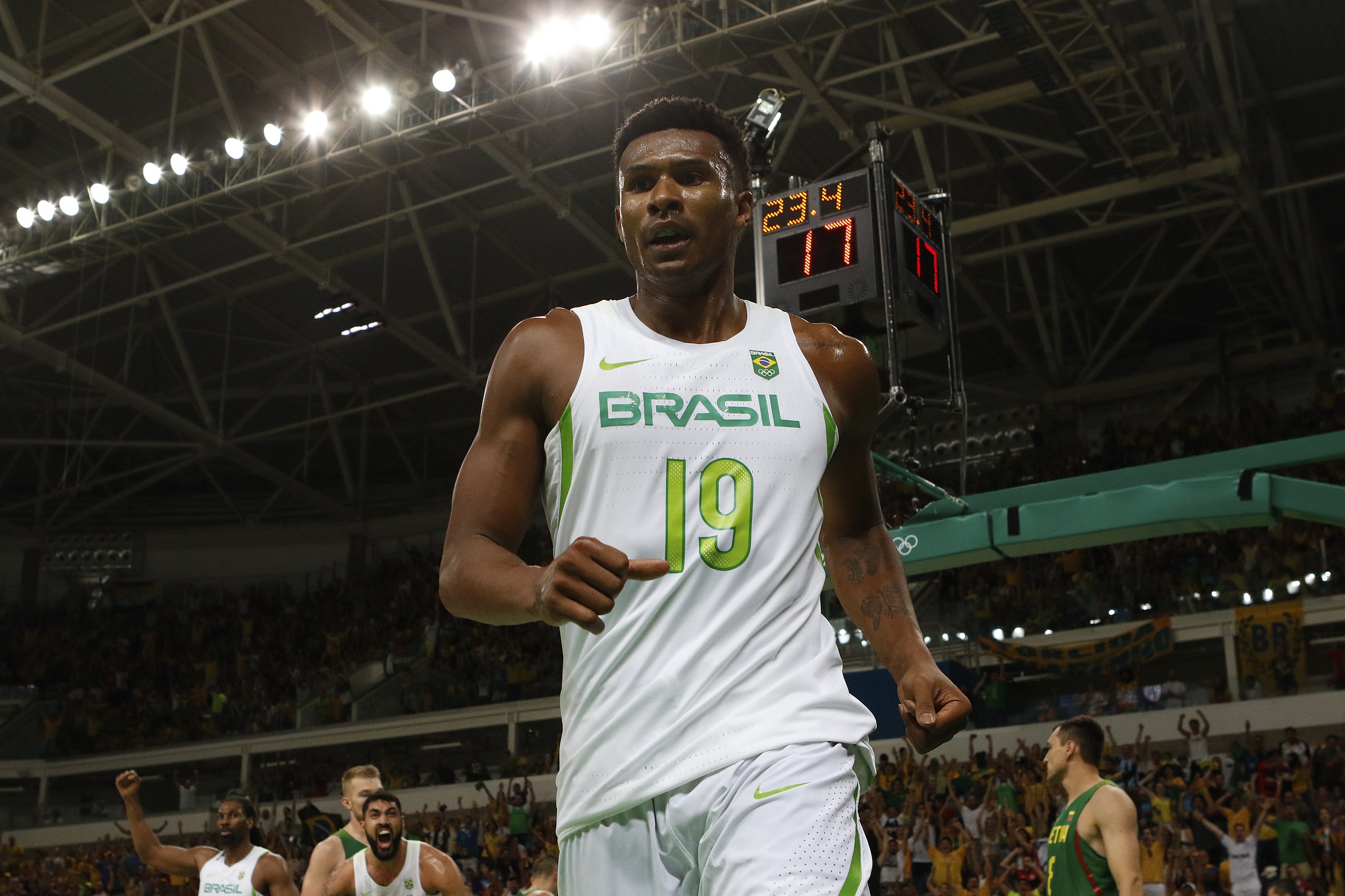 Leandrinho Barbosa, Basquetebol Wiki