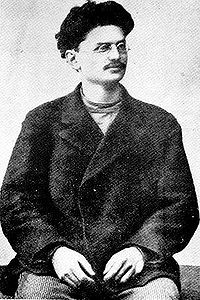 Leo Trotzki 1900 in Sibirien.jpg