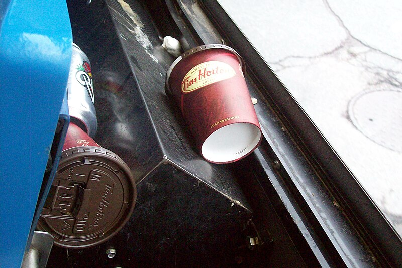 File:London Transit trash01.jpg