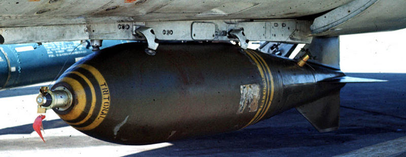 صورة:M117 bomb.jpg