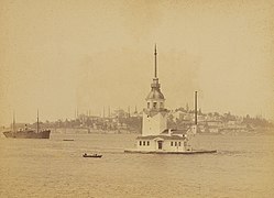 Maiden's Tower (Istanbul) (cropped).jpg