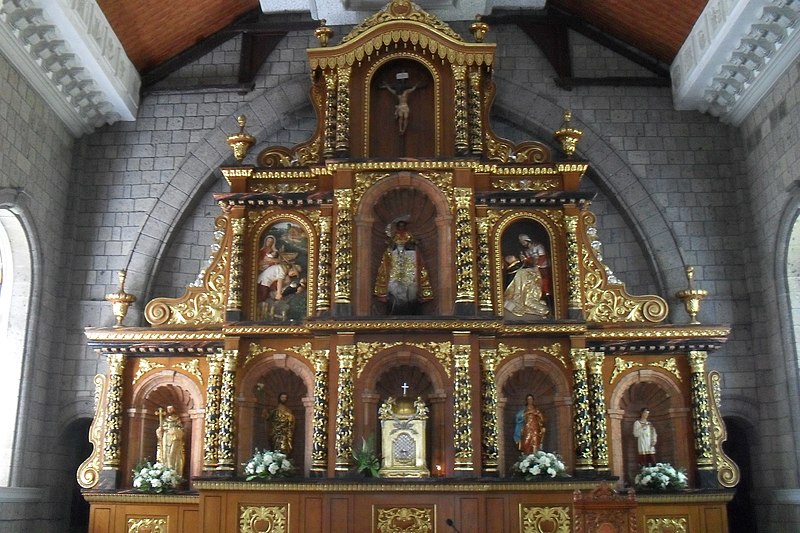 File:Main Altar of Saint Peter of Verona Parish Church, Hermosa, Bataan - panoramio.jpg