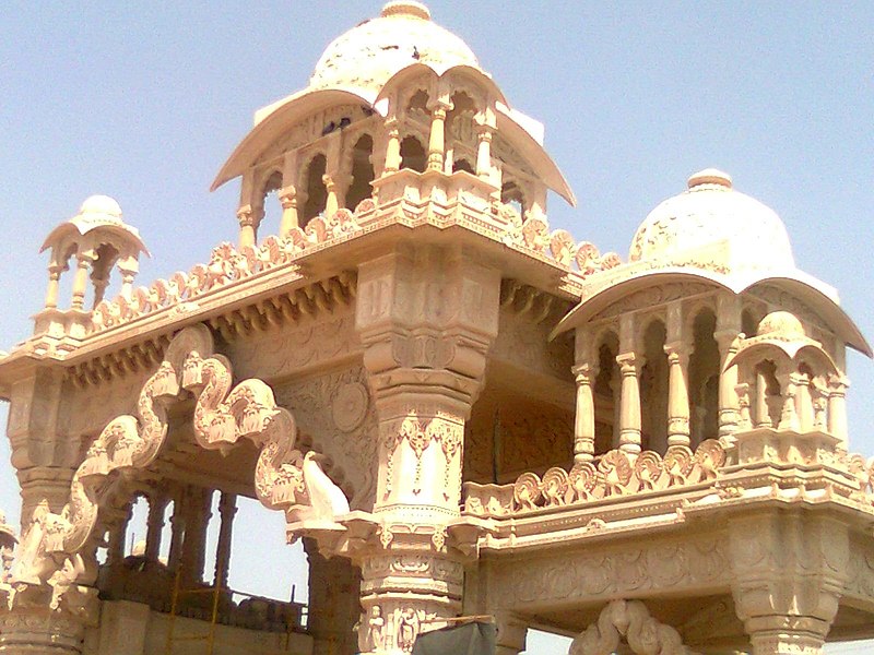 File:Main Gate of Swaminarayan Temple Bhuj.jpg