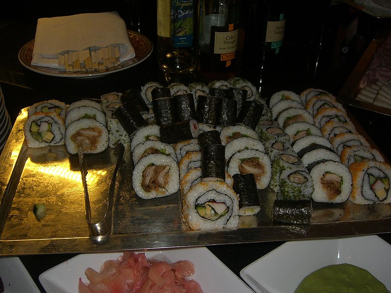 File:Maki sushi - Il Barocco, Palazzo Versace (2590046448).jpg