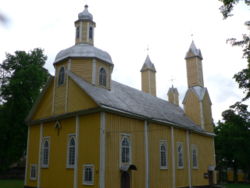 Ahşap Marcinkonys kilisesi (1880'de inşa edilmiştir)