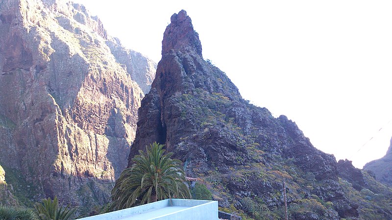 File:Masca III (Tenerife).jpg