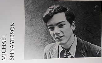 Shnayerson's photo as a high school senior in the 1972 Collegiate yearbook Michael Shnayerson as a high school senior, 1975.jpg