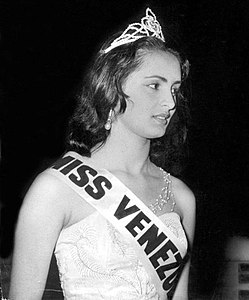 Miss Venezuela 1955 titleholder, Susana Duijm.jpg