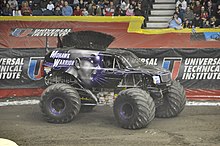 Monster Jam 2012 Allstate Arena Chikago (6866003417) (2) .jpg