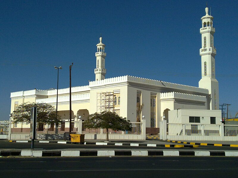 File:Mosque in Khamis Mushayt.jpg