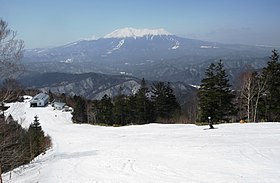 きそふくしまスキー場の最上部のスカイコースから望む御嶽山