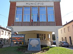 Municipio, Lagosanto.jpg