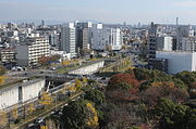 若宮大通終点部（手前）と鏡ヶ池線の起点部（奥）。2号東山線は半地下区間へ移行。