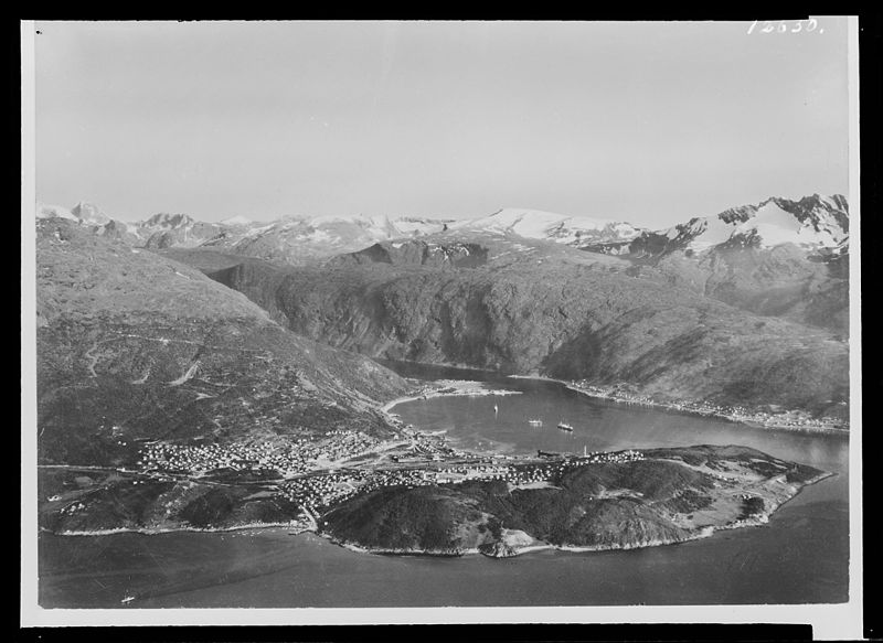 File:Narvik (flyfoto) - no-nb digifoto 20160209 00405 NB MIT FNR 12650.jpg