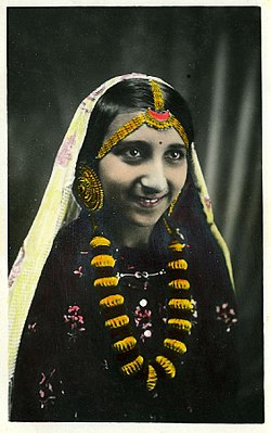 Nepali woman 1900s.jpg