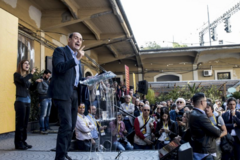 Nicola Zingaretti during the electoral campaign in October 2018 Nicola Zingaretti Piazza Grande.png