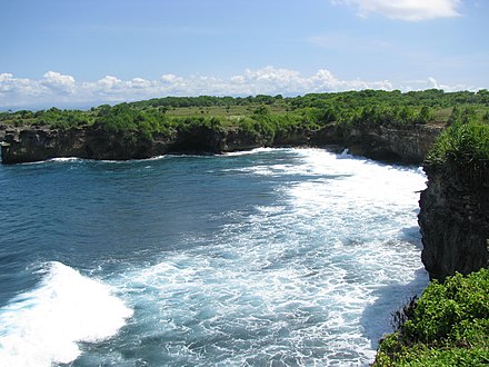 The cliffs of southwest Nusa Lembongan make for excellent walking
