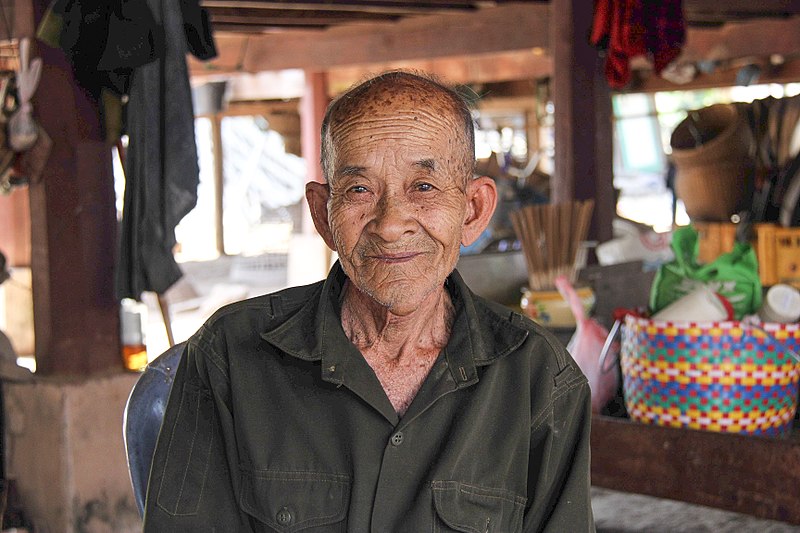 File:Old Lao man with big chin and wrinkles.jpg