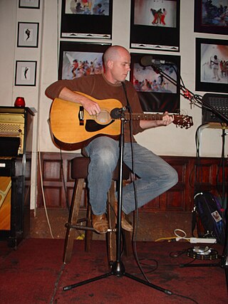 <span class="mw-page-title-main">Open mic</span> Live show at a variety of different clubs