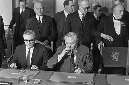 George Brown with Harold Wilson in 1967 at the Hague