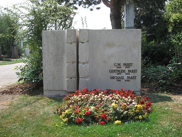 Grave of G.W. Pabst, his wife and son at the Zentralfriedhof in Vienna