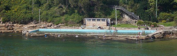 Palm Beach Public Swimming Pool