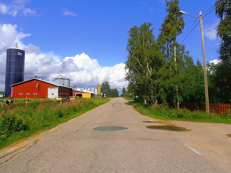 File:Pello Övertorneå kommun.jpg