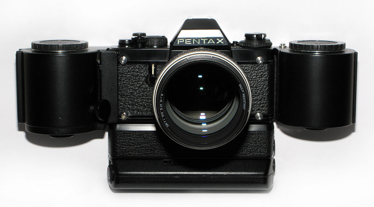 File:Pentax LX MotorDrive NiCdPack 1 4 85mm AF Star.jpg