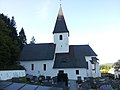 English: Parish church Saint Bartholomew and cemetery Deutsch: Pfarrkirche Heiliger Bartholomäus und Friedhof