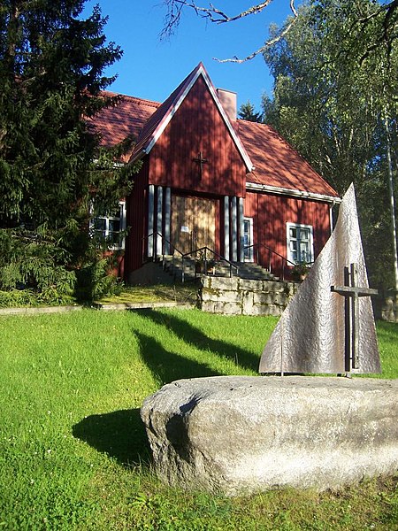 File:Pinsiönkirkko.jpg