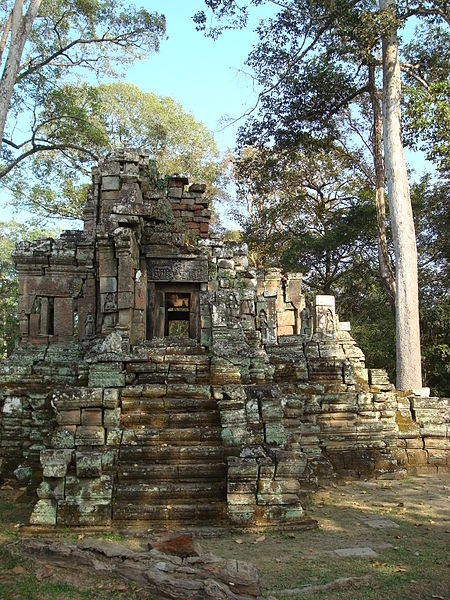 File:Preah Pithu16.JPG