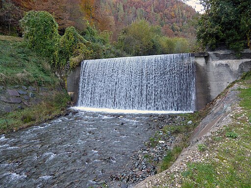 Roncegno Terme, cascata rio Larganza