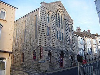 <span class="mw-page-title-main">Royal Manor Theatre</span> Theatre in Dorset, England