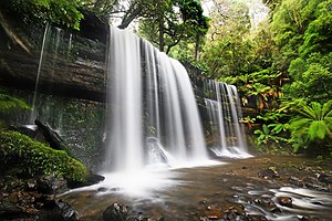 Tasmania: Tài nguyên, Lịch sử, Chính phủ