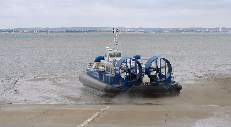 File:Ryde MMB 07 Hoverport.jpg