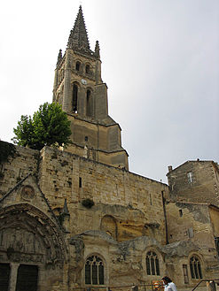 Saint-Emilion Eglise monolithe.jpg