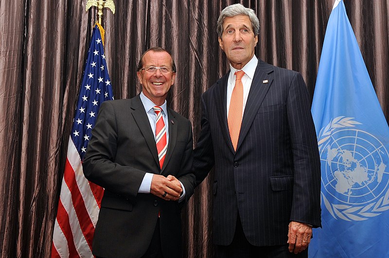 File:Secretary Kerry Meets With UN Special Representative Kobler in Kinshasa 2014.jpg