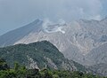 桜島の昭和火口 Showa Crater.