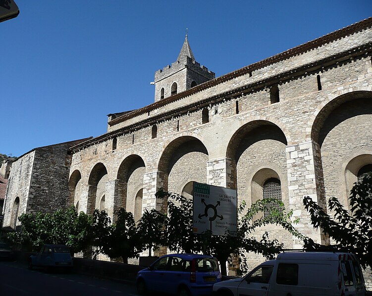 File:St Pons,cathédrale,façade sud3.jpg