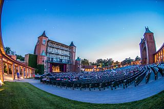 Starlight Theatre (Kansas City, Missouri) outdoor theater in Kansas City, Missouri