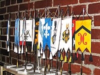 Table-top pennants of Finnish family associations Sukuseurojen tunnuksia.jpg