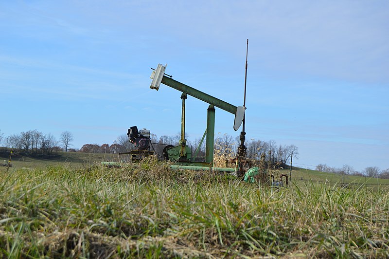 File:Sylvester Pletcher Road pumpjack.jpg