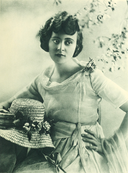 Sylvia Breamer: Años & Cumpleaños