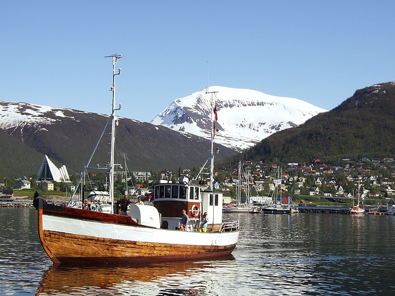 File:Tromso havn.jpg