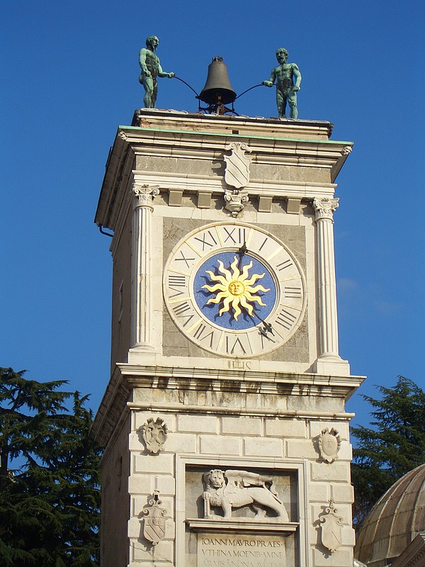 Loggia di San Giovanni, clock tower (Torre dell'Orologio)