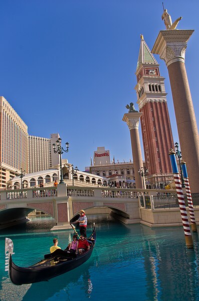 File:Venetian hotel 6.jpg