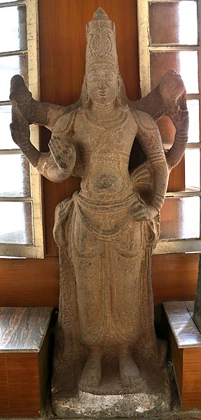 File:Vishnu, da kaverippakkam, north arcot district, xv secolo.jpg