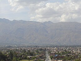Blick auf Quillacollo und die Cordillera del Tunari