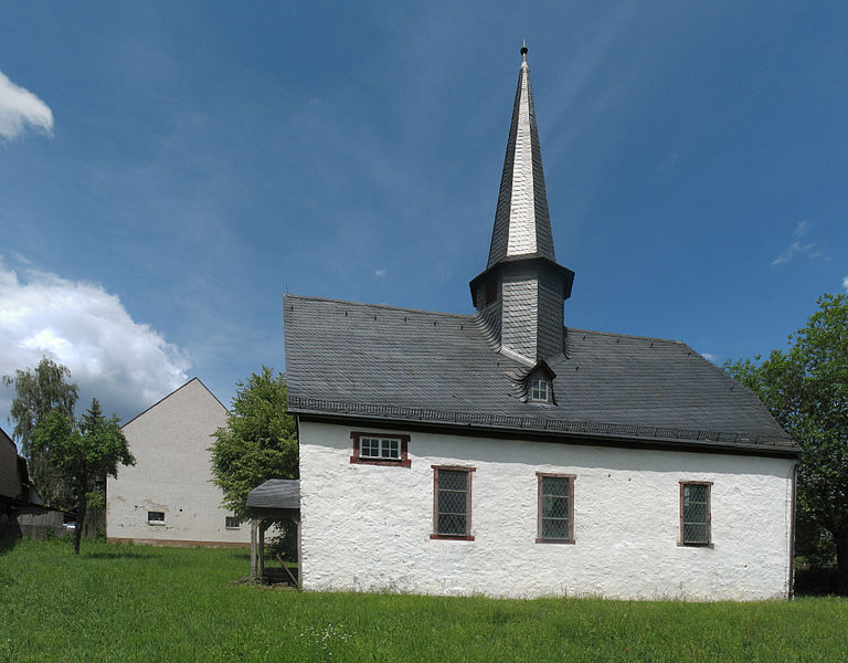 File:Volpertshausen Alte Kirche03 2011-06-12.jpg