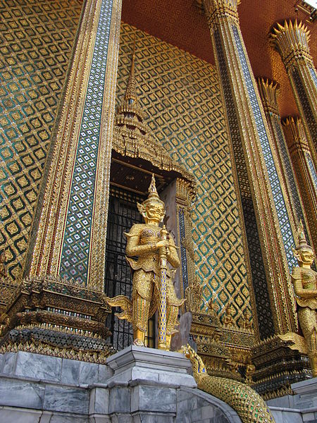 File:Wat Phra Sri Rattana Satsadaram 10.jpg